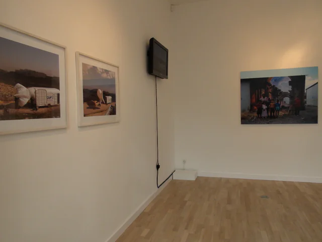 Moving Worlds, veduta dell’allestimento