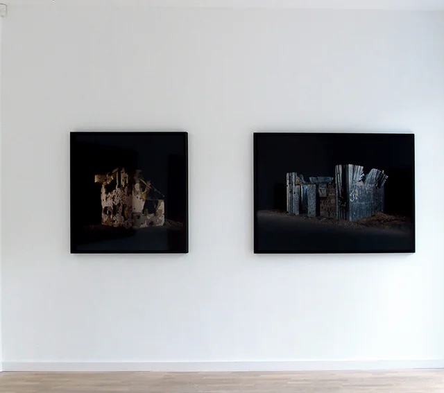 Across a dark Land, installation view