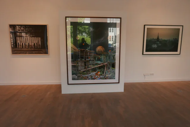 Breaking News II, installation view