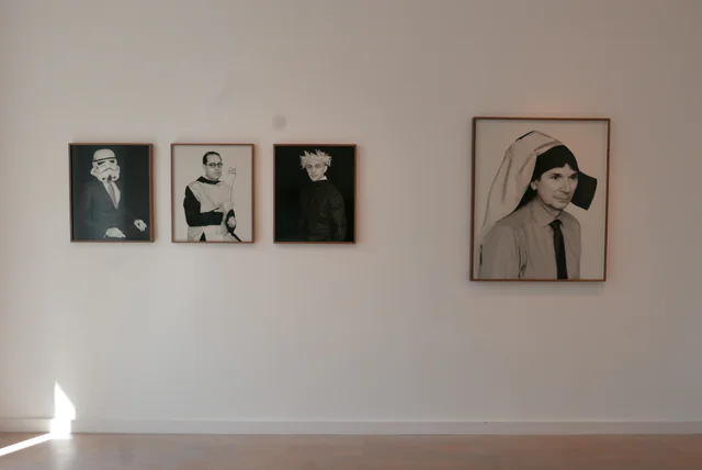 Nadelstreifen — Pinstripe, installation view