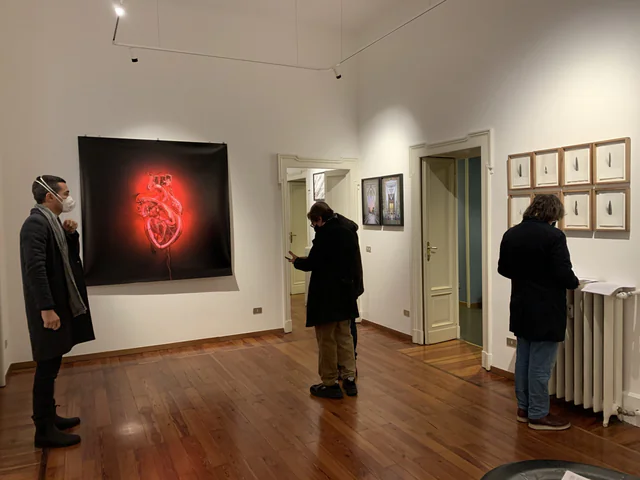 ORE SOSPESE. Un diario italiano, installation view
